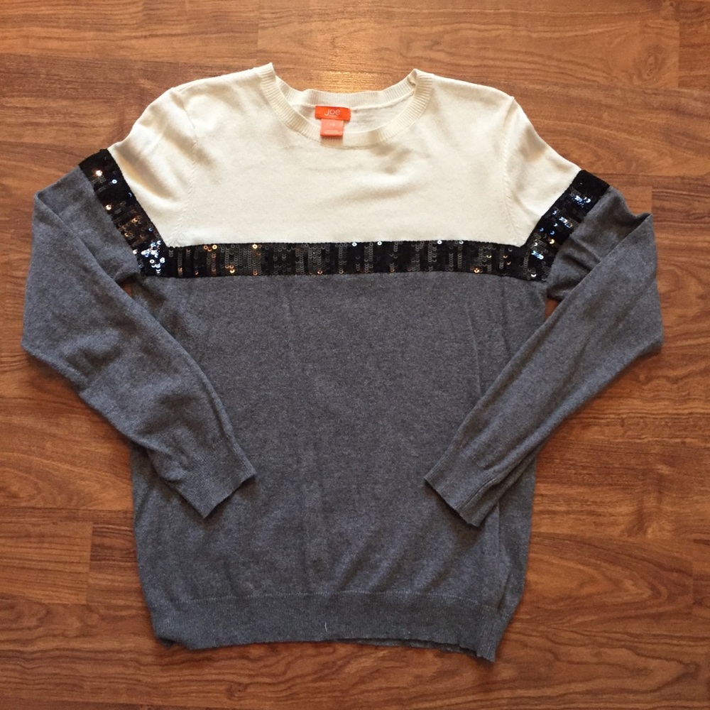 Joe Fresh sweater. Very soft!